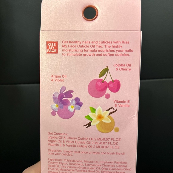 Cuticle Oil Tubes - Picture 2 of 3